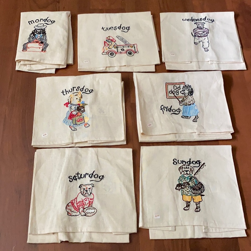 Vintage inspired linens set of 7 Dog days.
